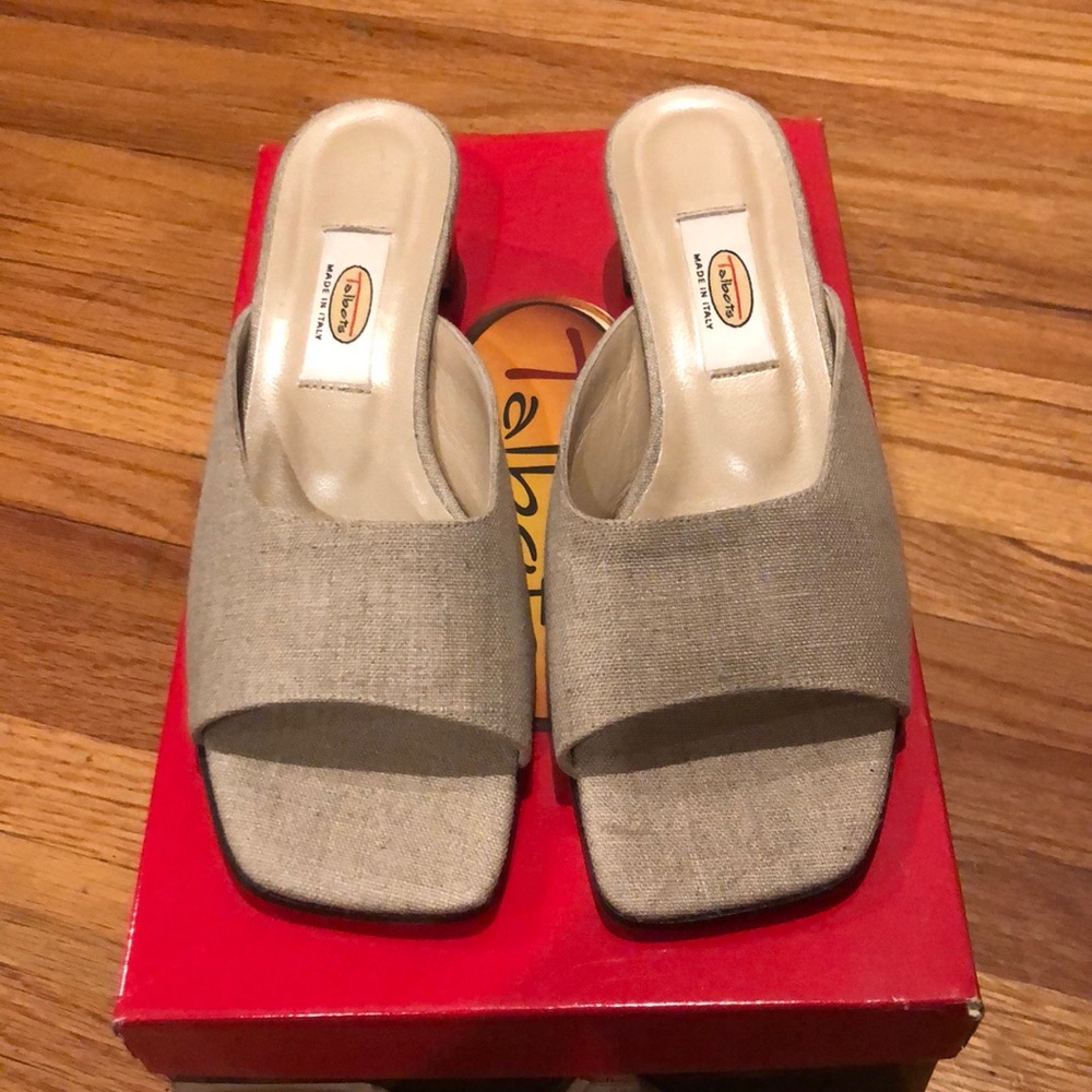 TALBOTS Linen Slides